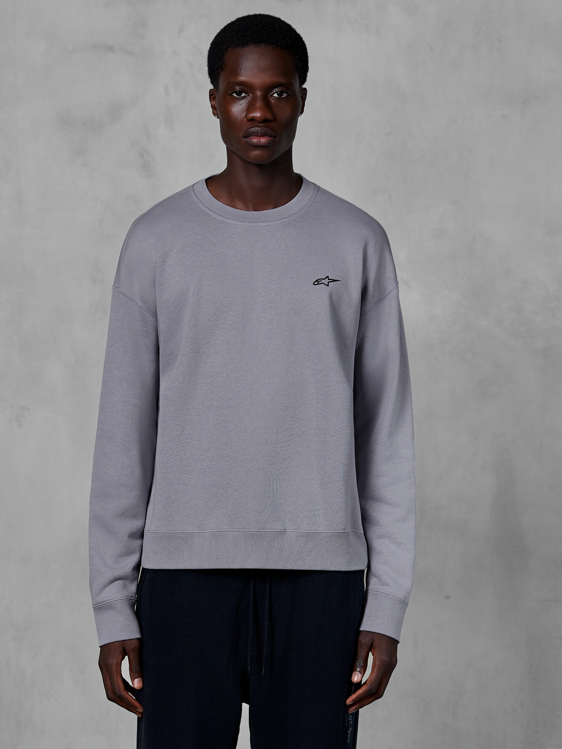 Sweat-Shirt Essentials Ageless