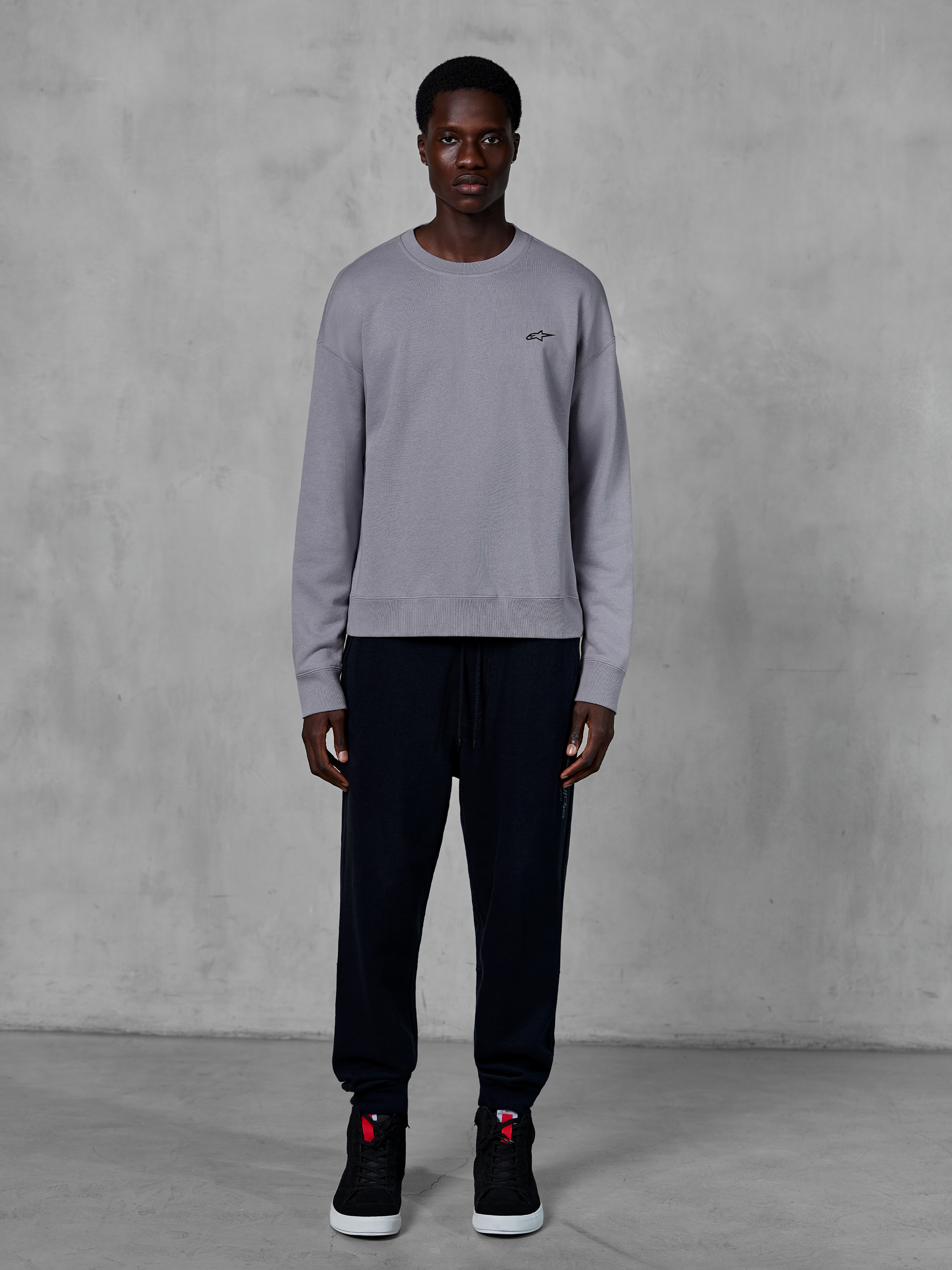 Sweat-Shirt Essentials Ageless