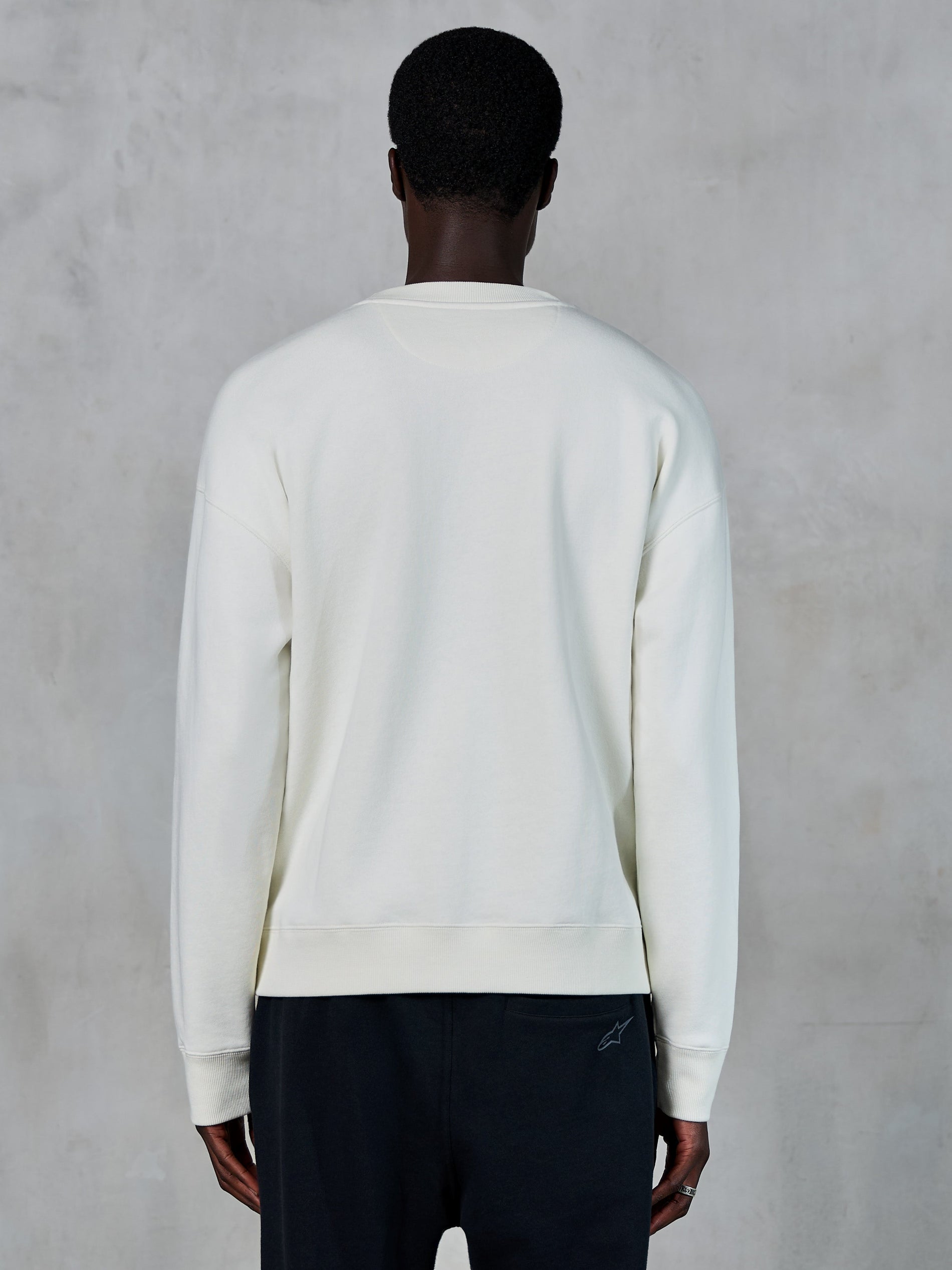 Sweat-Shirt Essentials Ageless