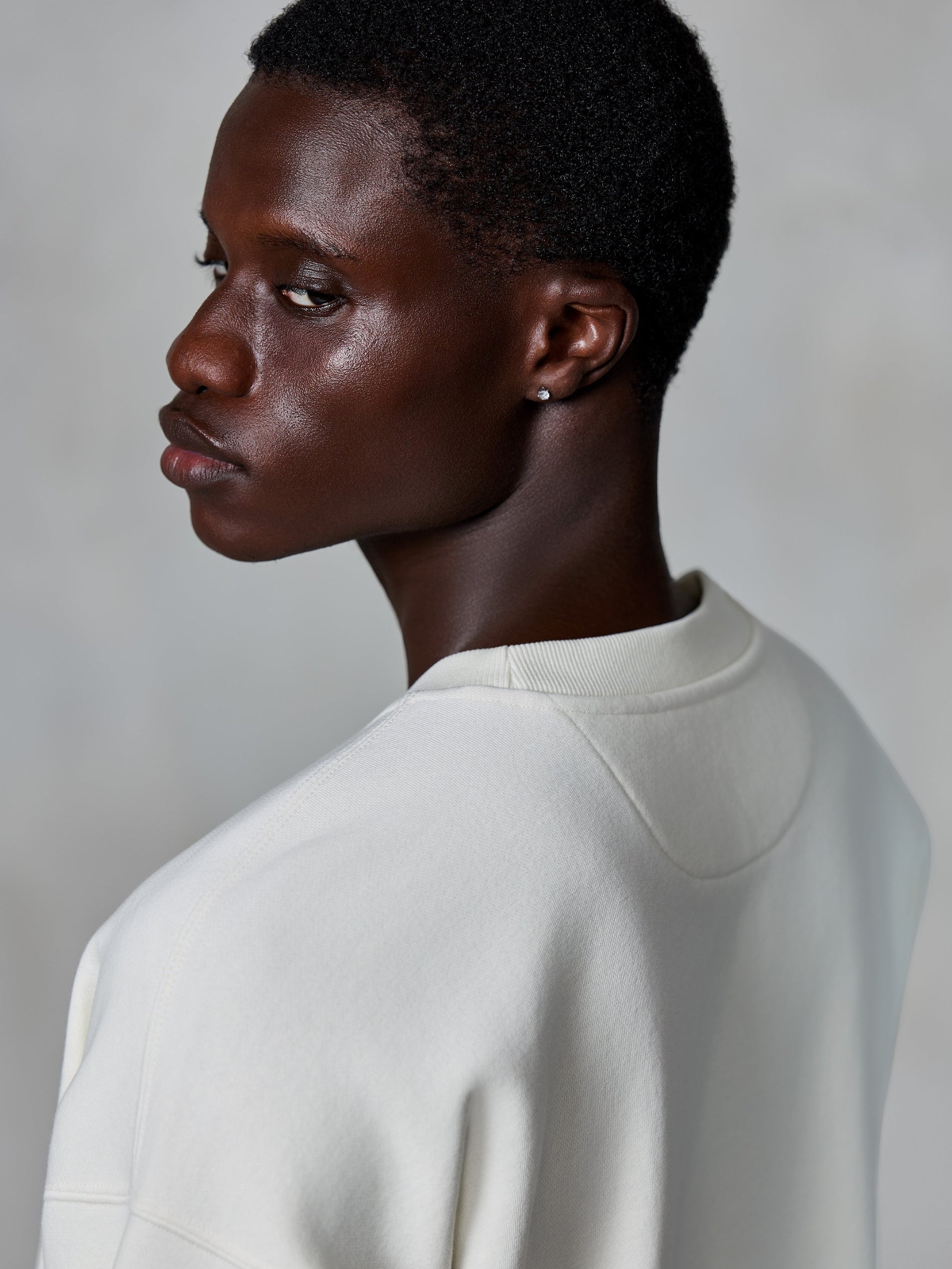 Sweat-Shirt Essentials Ageless