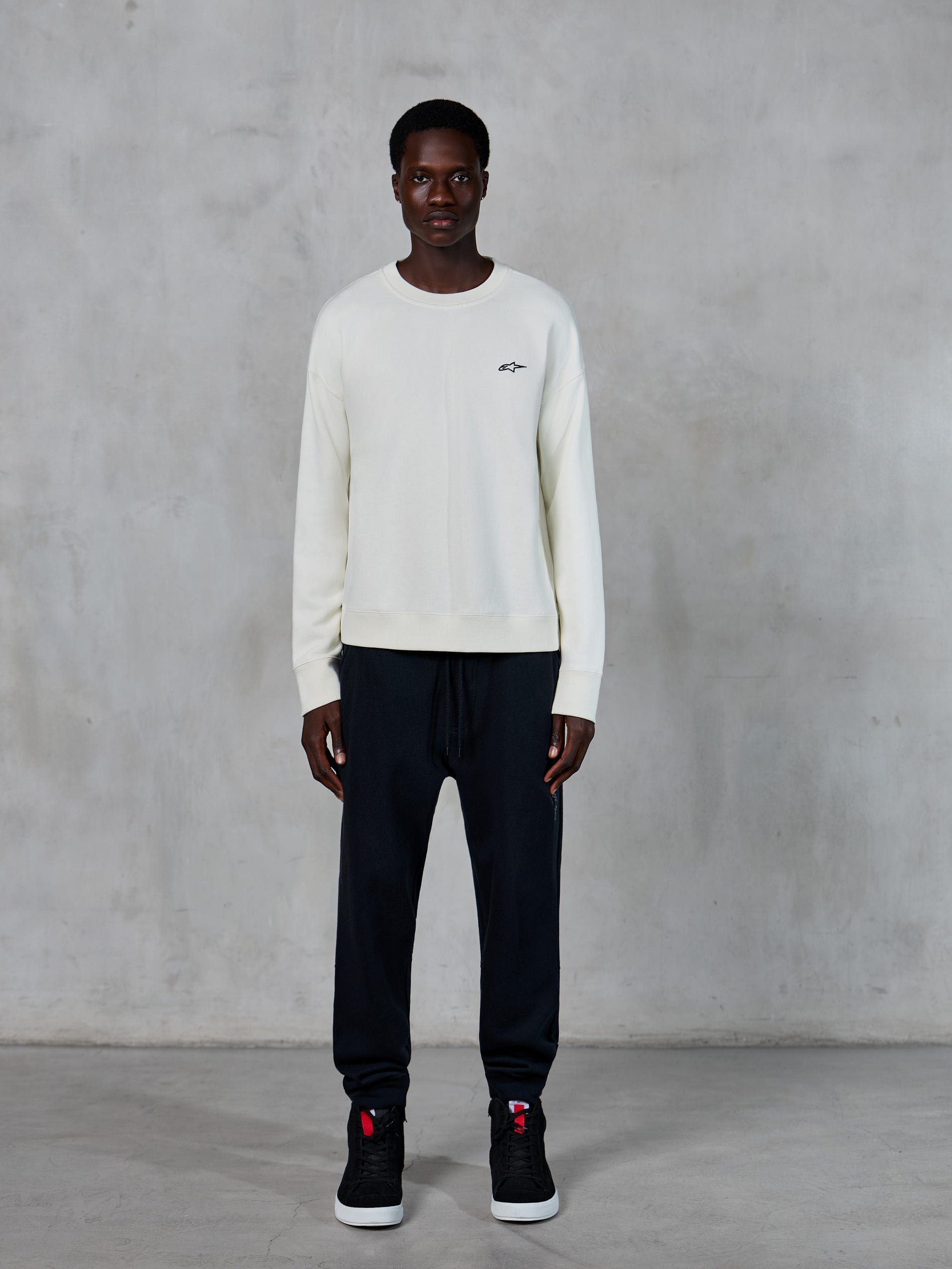 Sweat-Shirt Essentials Ageless