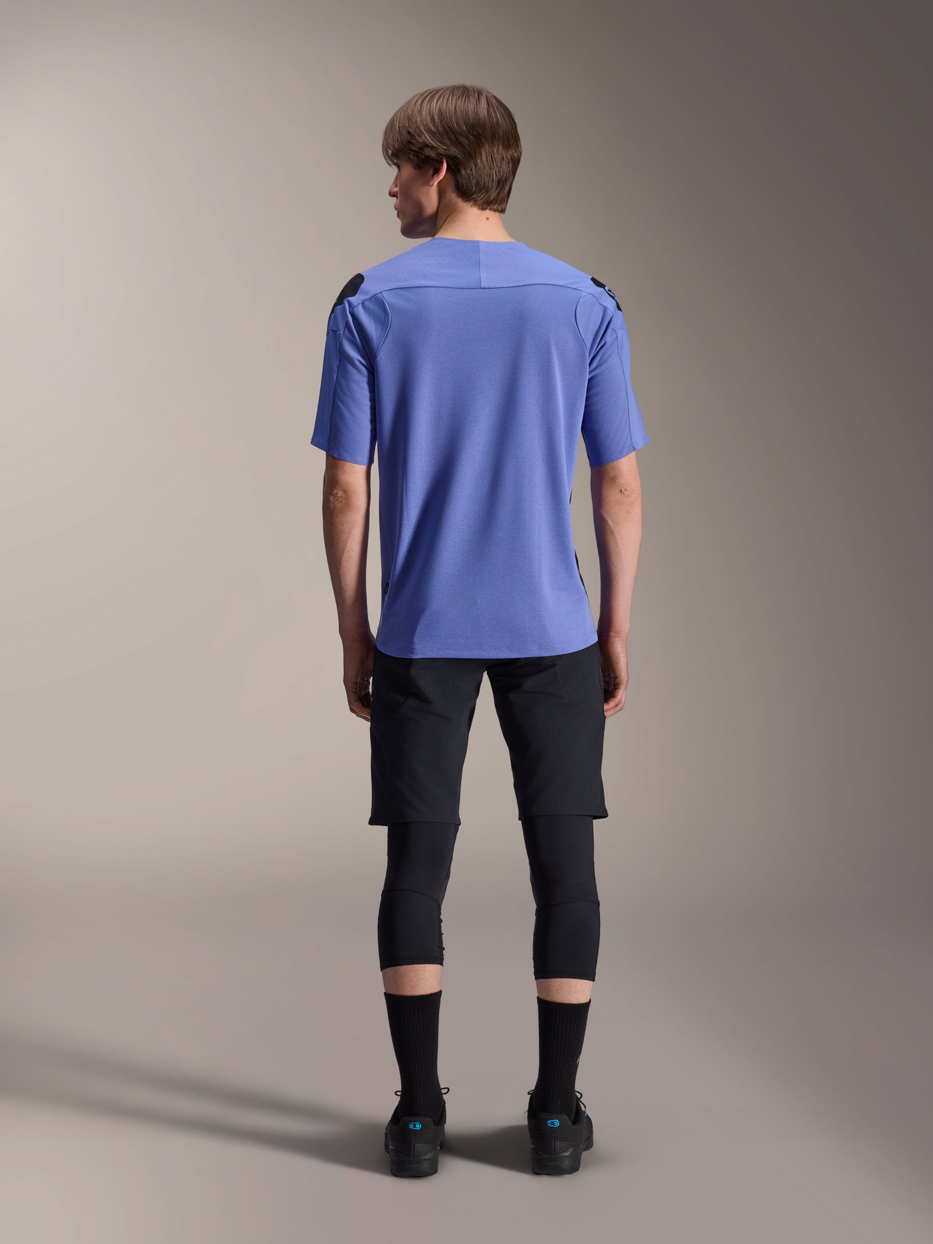 Short A-Aria Lite