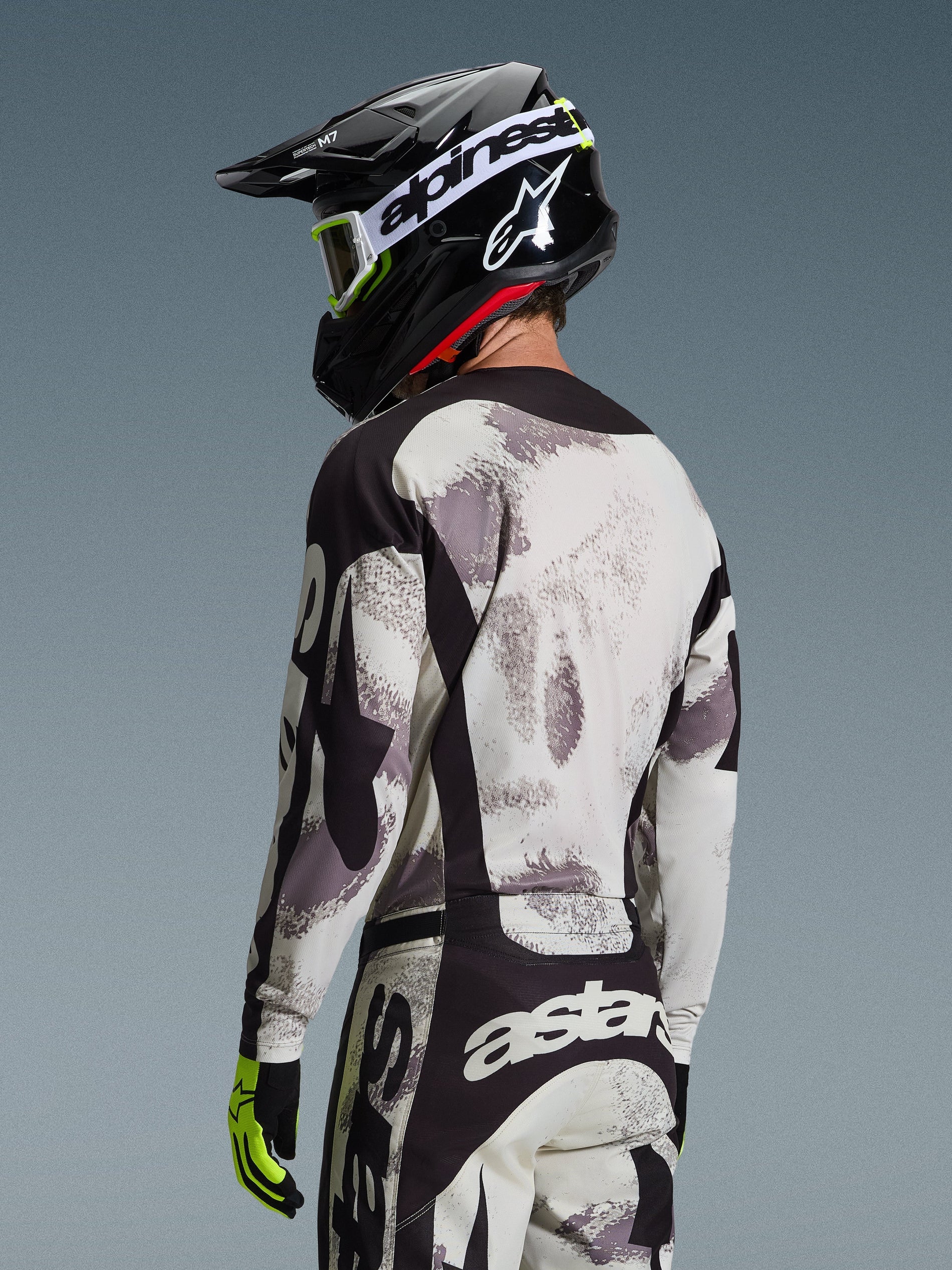 Tenue Complète Racer Lahnd 2026