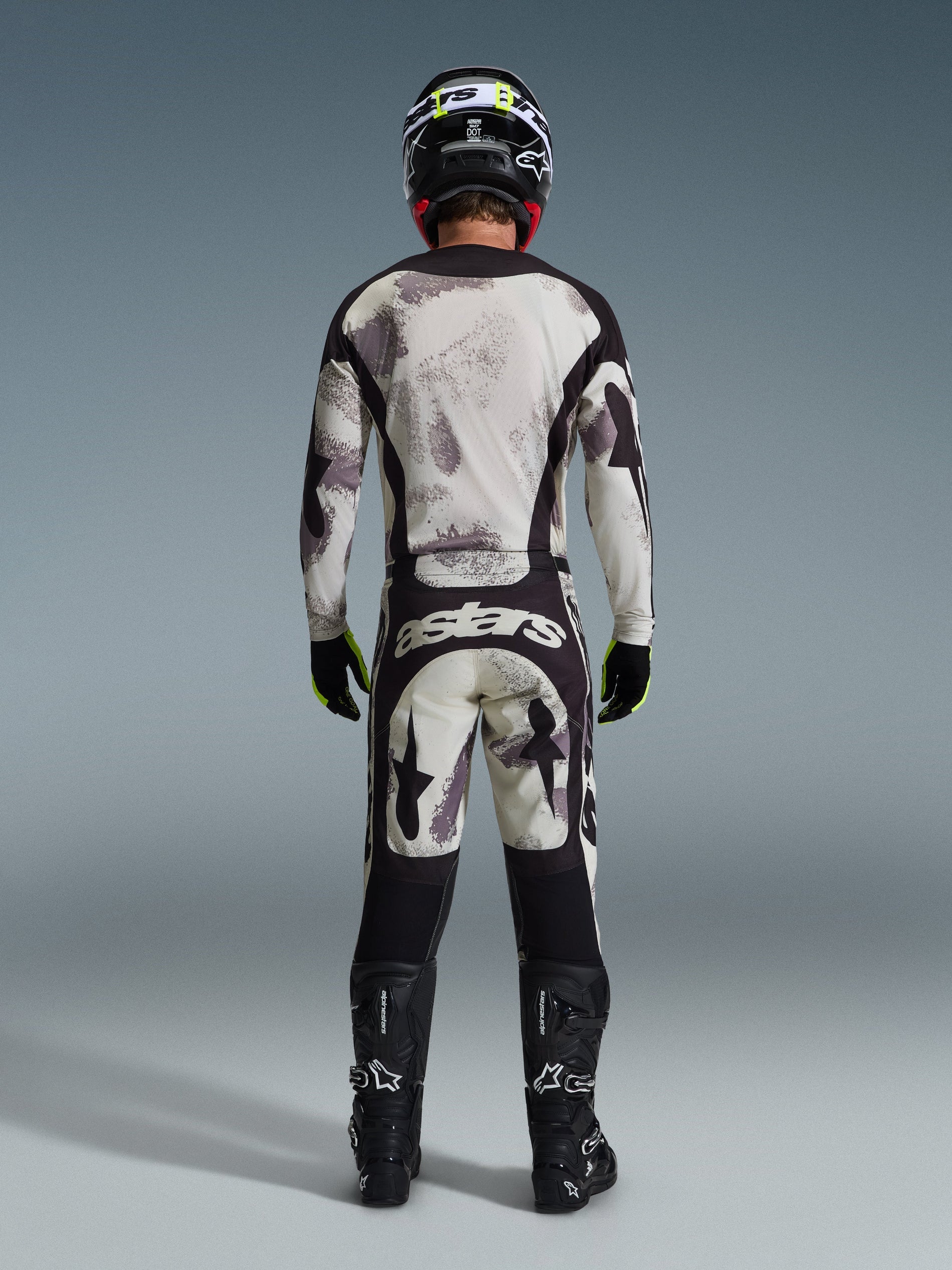 Tenue Complète Racer Lahnd 2026
