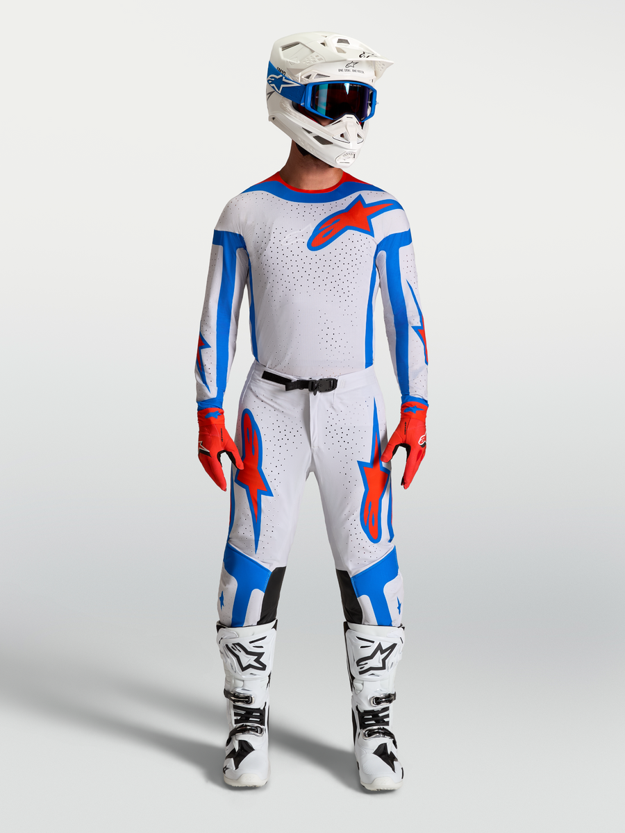 Tenue complète Supertech Vesta 2027