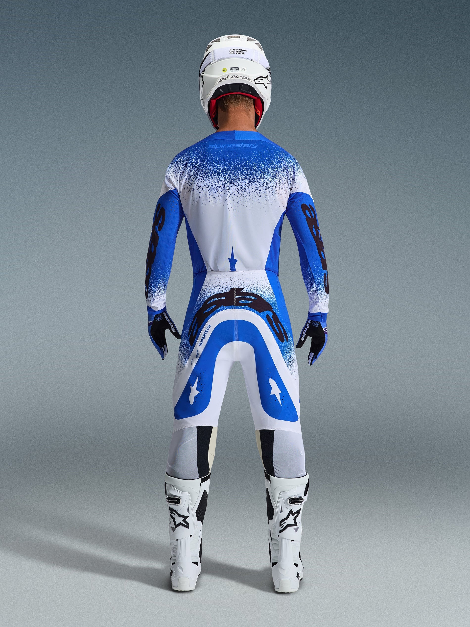 Tenue Complète Supertech Scenz 2026