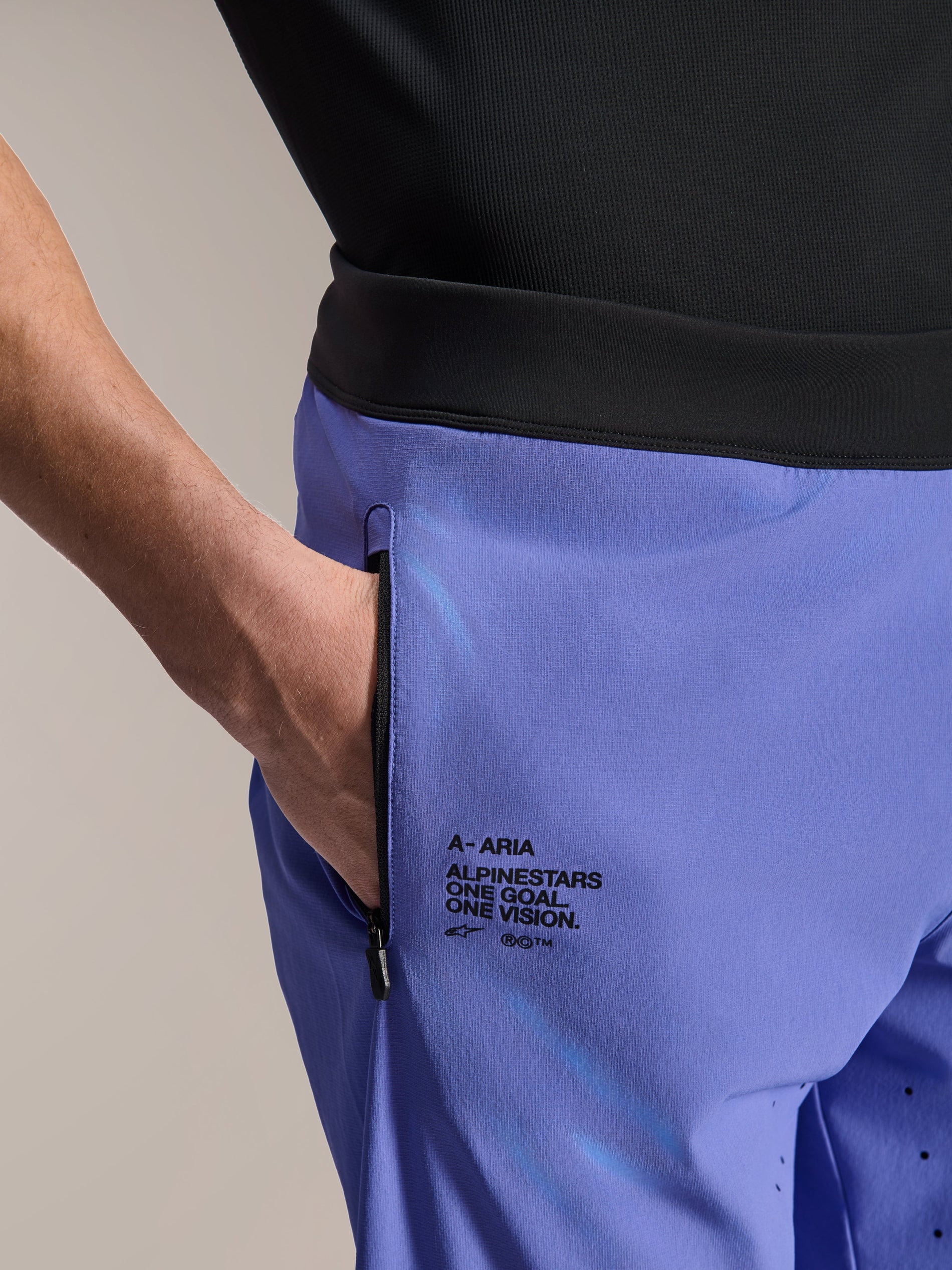 Short A-Aria Lite